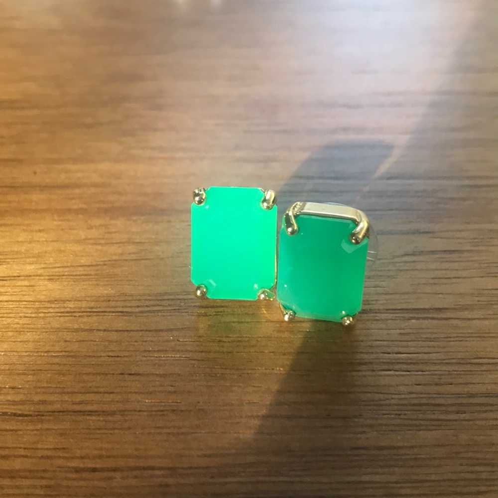 Cute Kate Spade studs